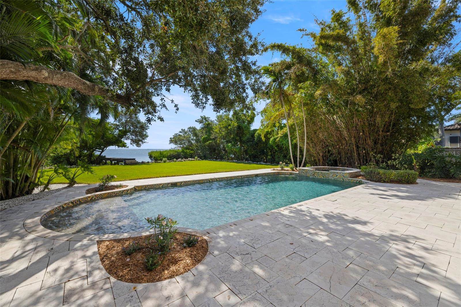 7240 Dr Martin Luther King Jr Street South, Saint Petersburg, FL 33705