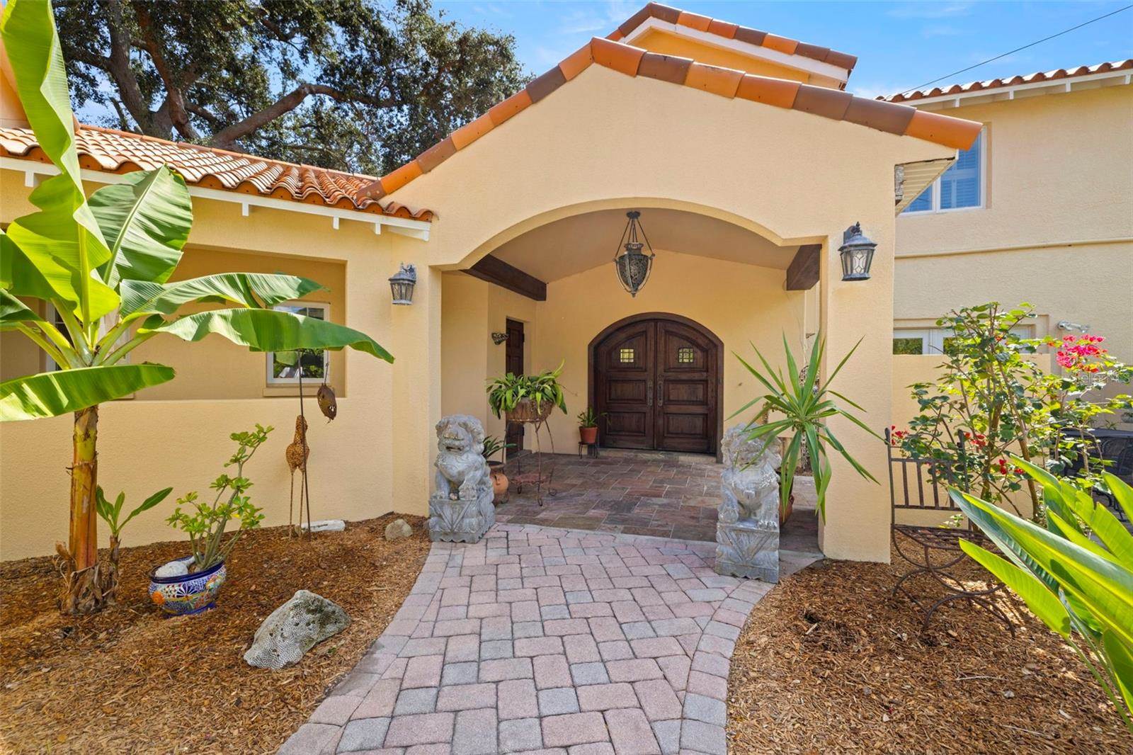 7240 Dr Martin Luther King Jr Street South, Saint Petersburg, FL 33705