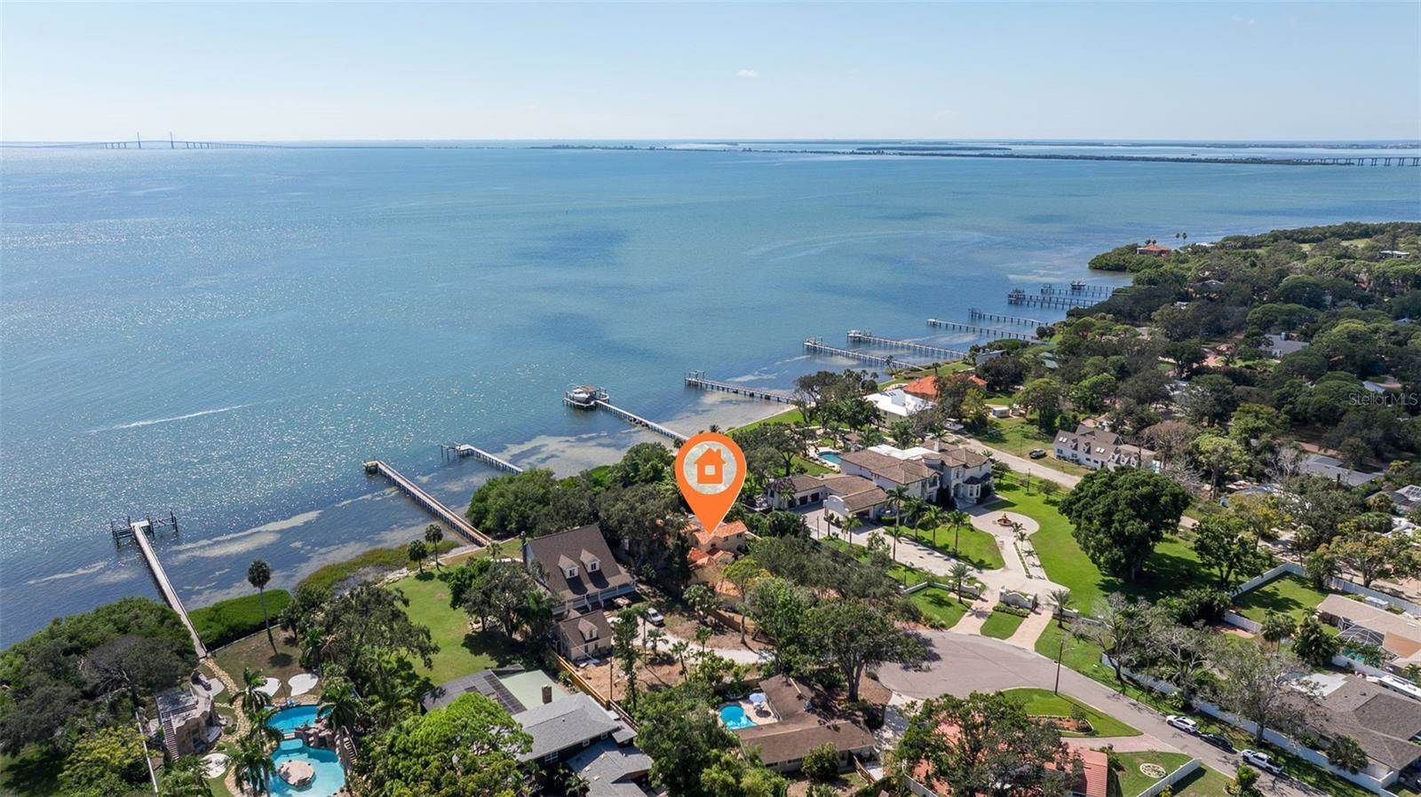 7240 Dr Martin Luther King Jr Street South, Saint Petersburg, FL 33705