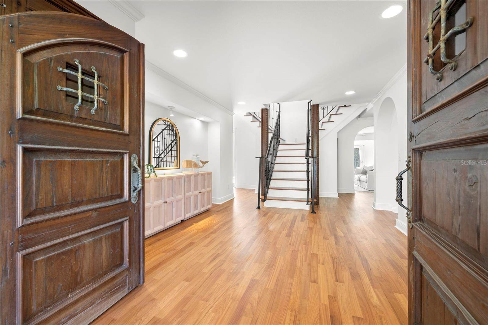 7240 Dr Martin Luther King Jr Street South, Saint Petersburg, FL 33705