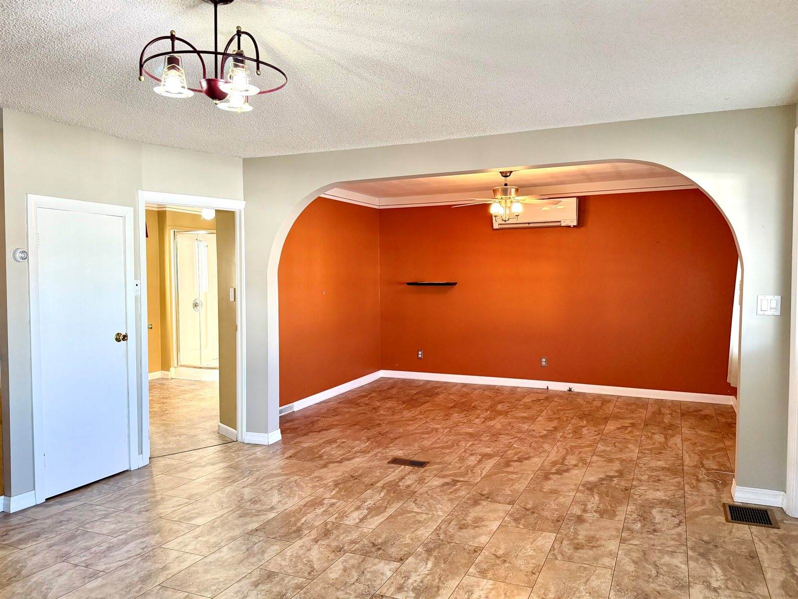 543 East Main Street, Madawaska, ME 04756