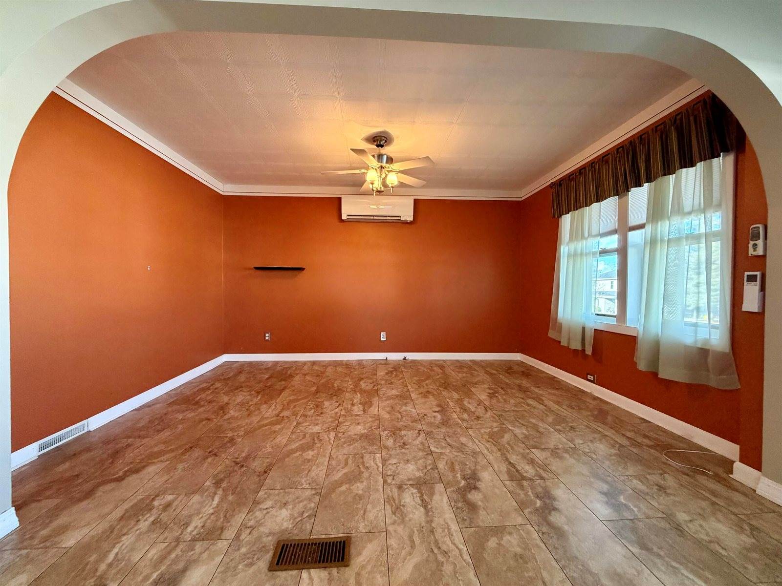 543 East Main Street, Madawaska, ME 04756