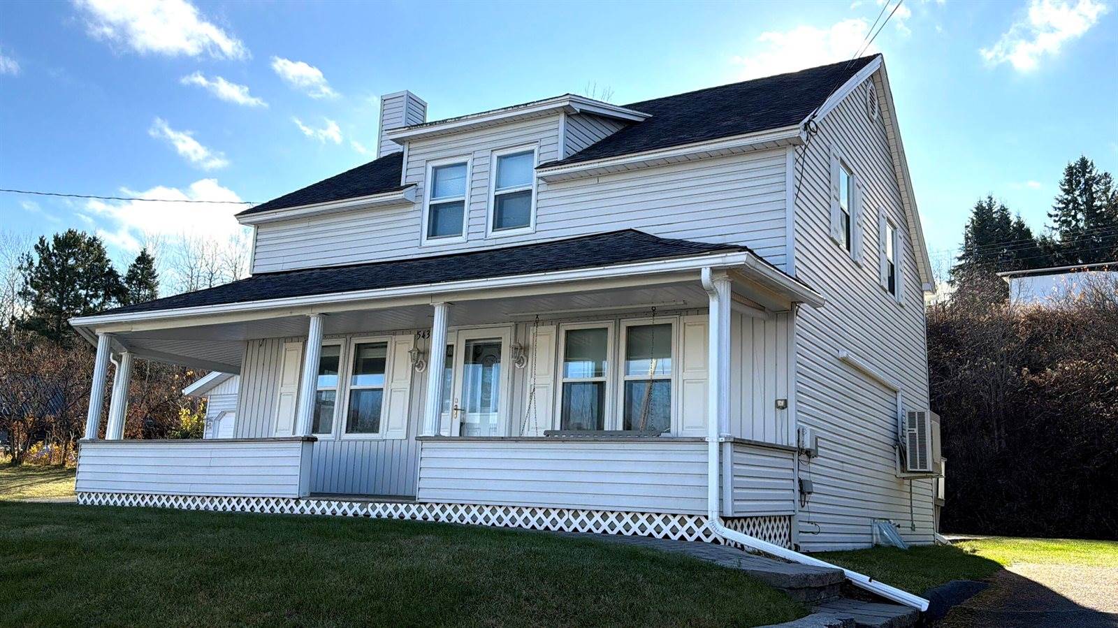 543 East Main Street, Madawaska, ME 04756