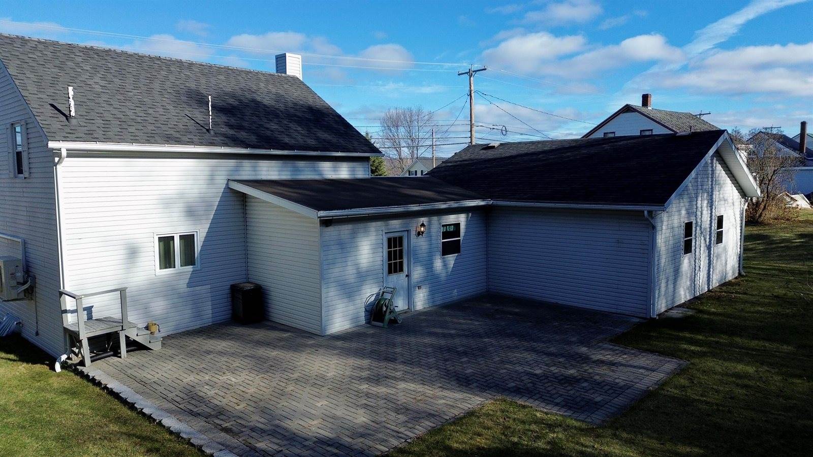 543 East Main Street, Madawaska, ME 04756