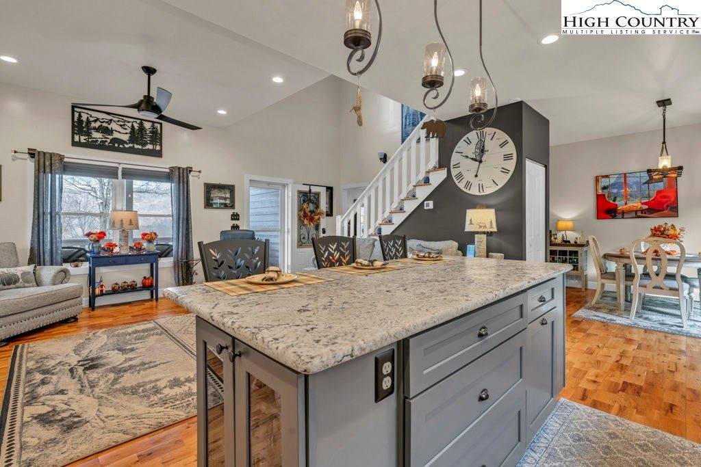 301 Crossmor Drive, Todd, NC 28684