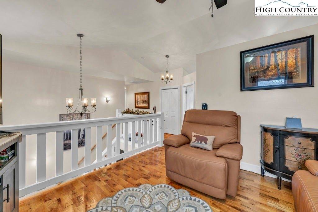 301 Crossmor Drive, Todd, NC 28684