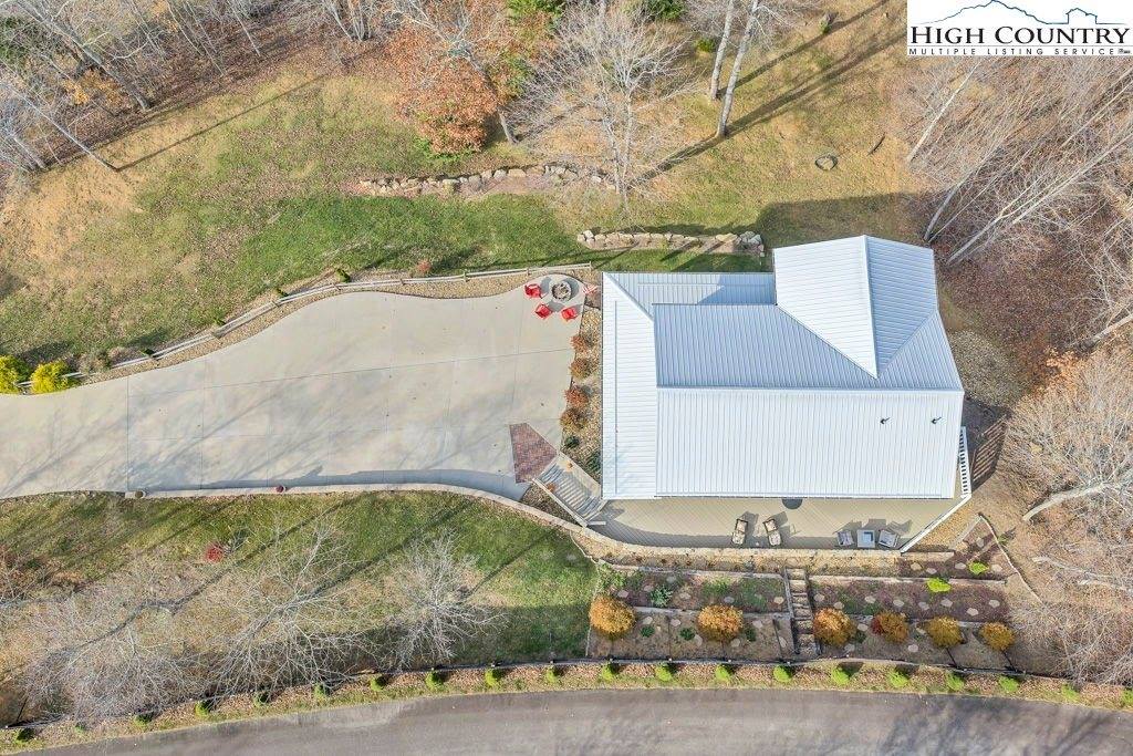 301 Crossmor Drive, Todd, NC 28684