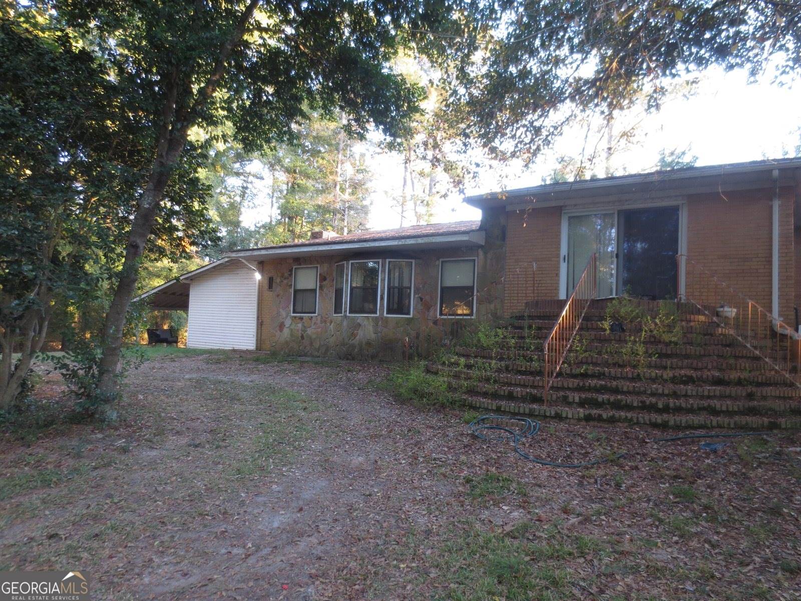 215 Hunt Road, Kathleen, GA 31047