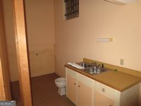 215 Hunt Road, Kathleen, GA 31047