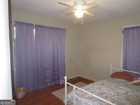 215 Hunt Road, Kathleen, GA 31047