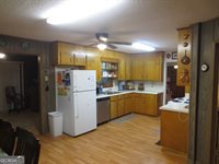 215 Hunt Road, Kathleen, GA 31047