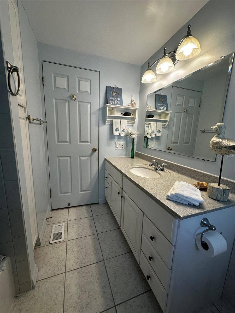 1100 Belcher Road South, #375, Largo, FL 33771