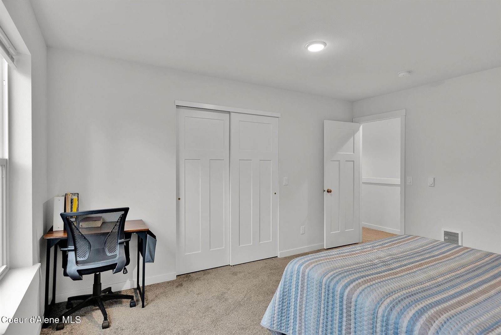 99 James Wy Rd, Oldtown, ID 83822