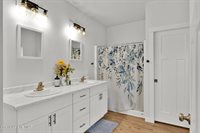 99 James Wy Rd, Oldtown, ID 83822