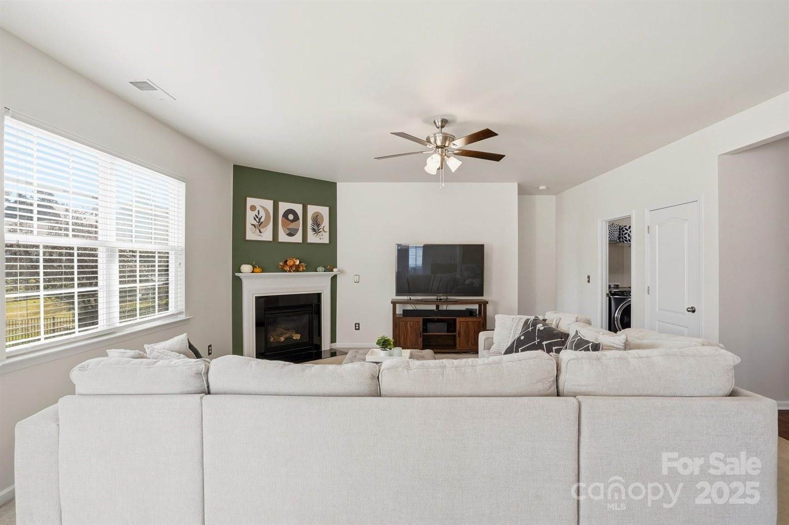 4818 Samuel Pinckney Drive, Belmont, NC 28012