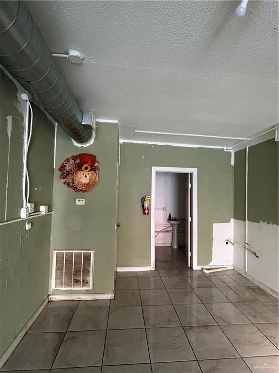 136 North Texas Avenue, Mercedes, TX 78570