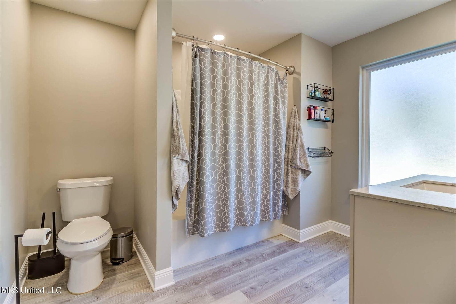 1412 Spruce Street, Ocean Springs, MS 39564