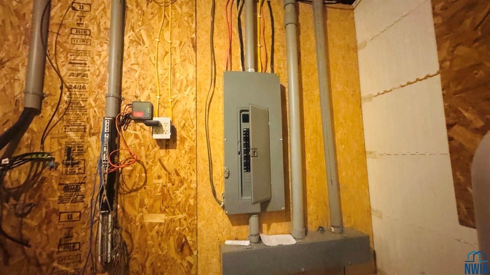 26857 Imperial Rd, Hinton, IA 51024