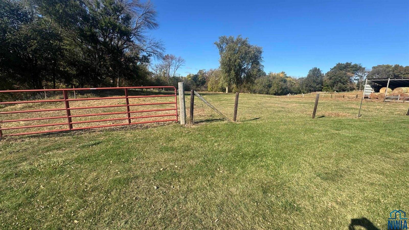 26857 Imperial Rd, Hinton, IA 51024