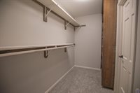 5725 SW Quail Cove CIR, Topeka, KS 66614