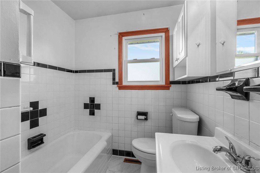 102 Hungate Street, Salem, IN 47167