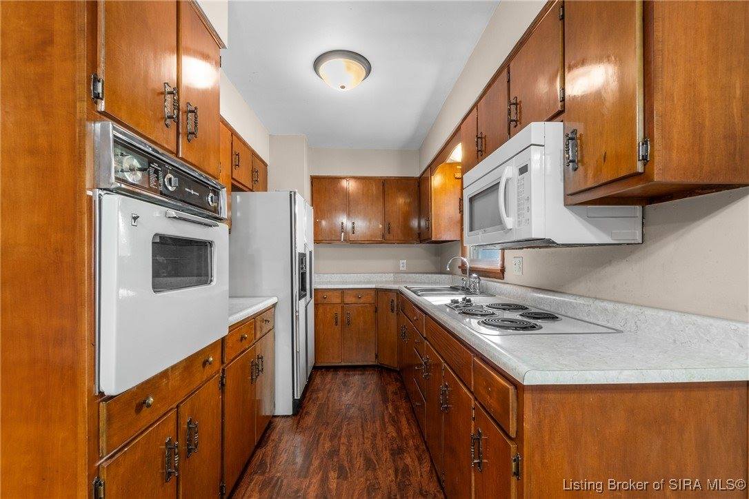 102 Hungate Street, Salem, IN 47167