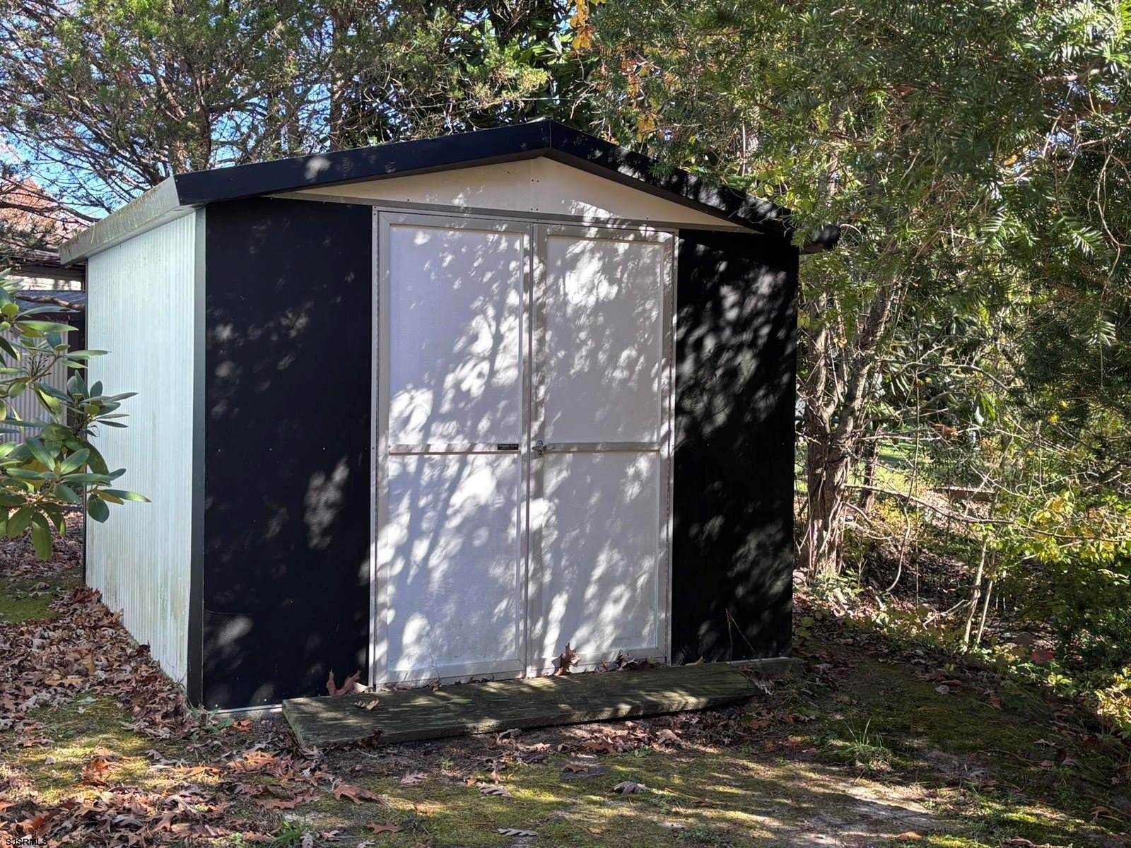 19 Club House Dr, Egg Harbor City, NJ 08215