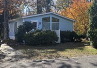 19 Club House Dr, Egg Harbor City, NJ 08215