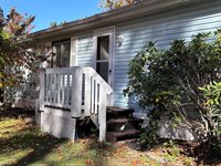 19 Club House Dr, Egg Harbor City, NJ 08215