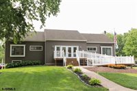 19 Club House Dr, Egg Harbor City, NJ 08215