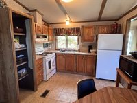 19 Club House Dr, Egg Harbor City, NJ 08215