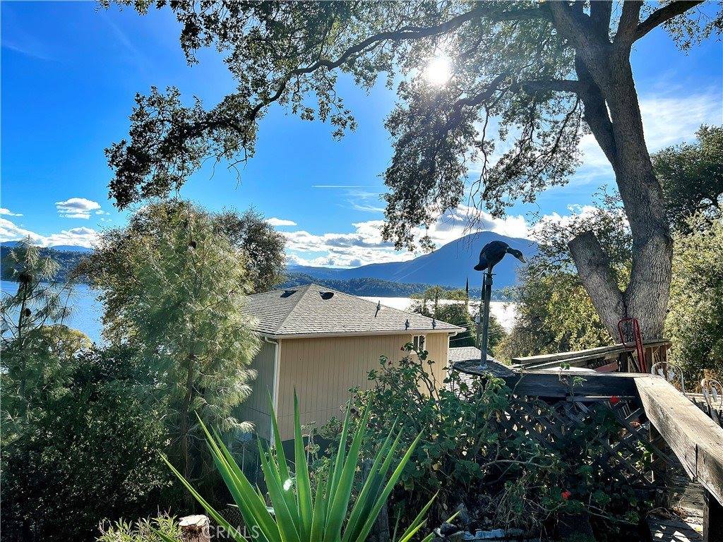 11613 Lakeview, Clearlake Oaks, CA 95423