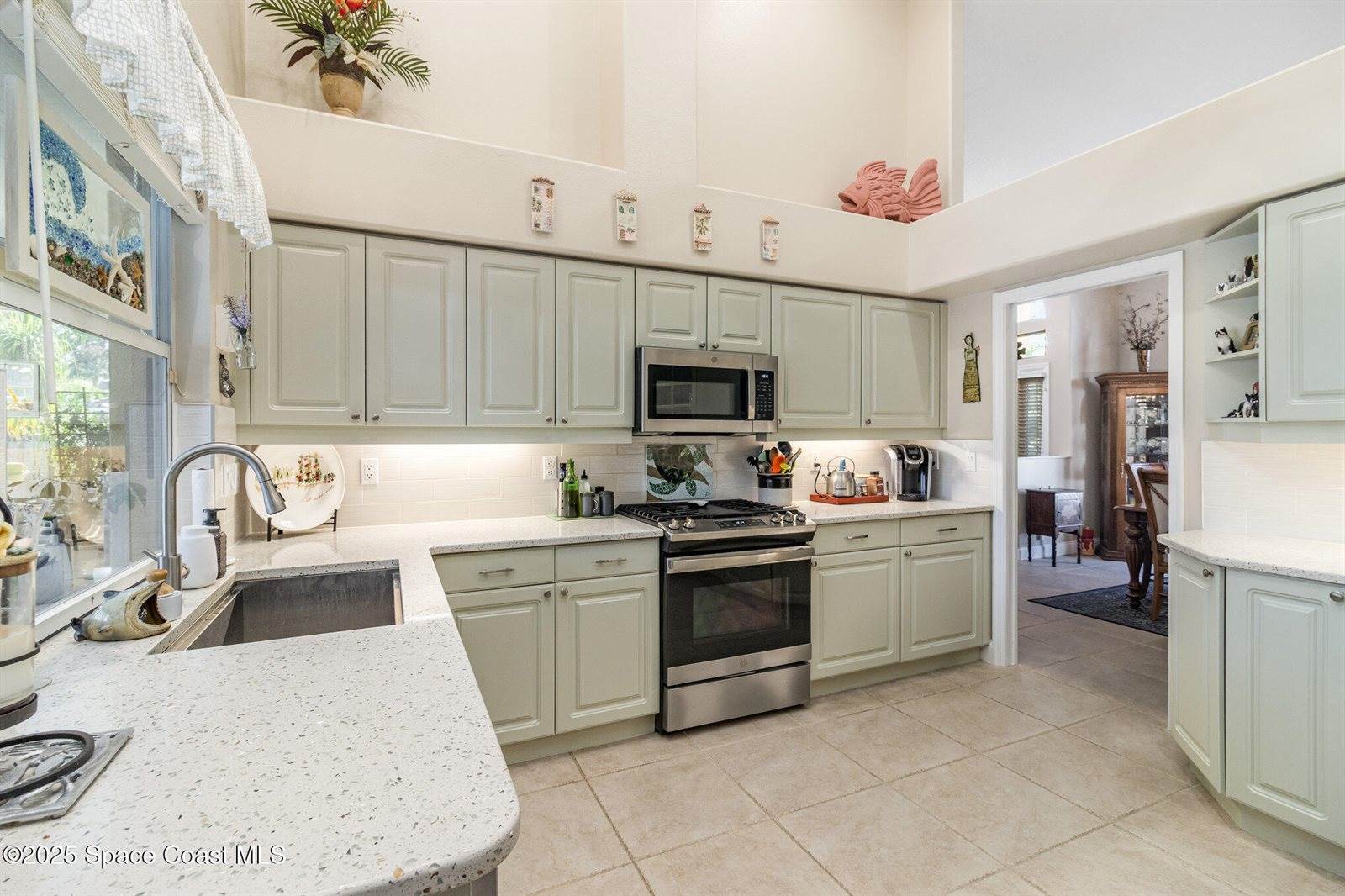 115 Island View Drive, Indian Harbour Beach, FL 32937