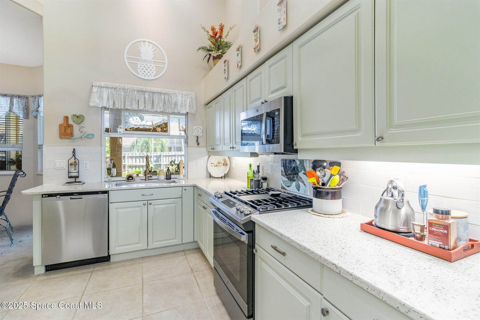 115 Island View Drive, Indian Harbour Beach, FL 32937