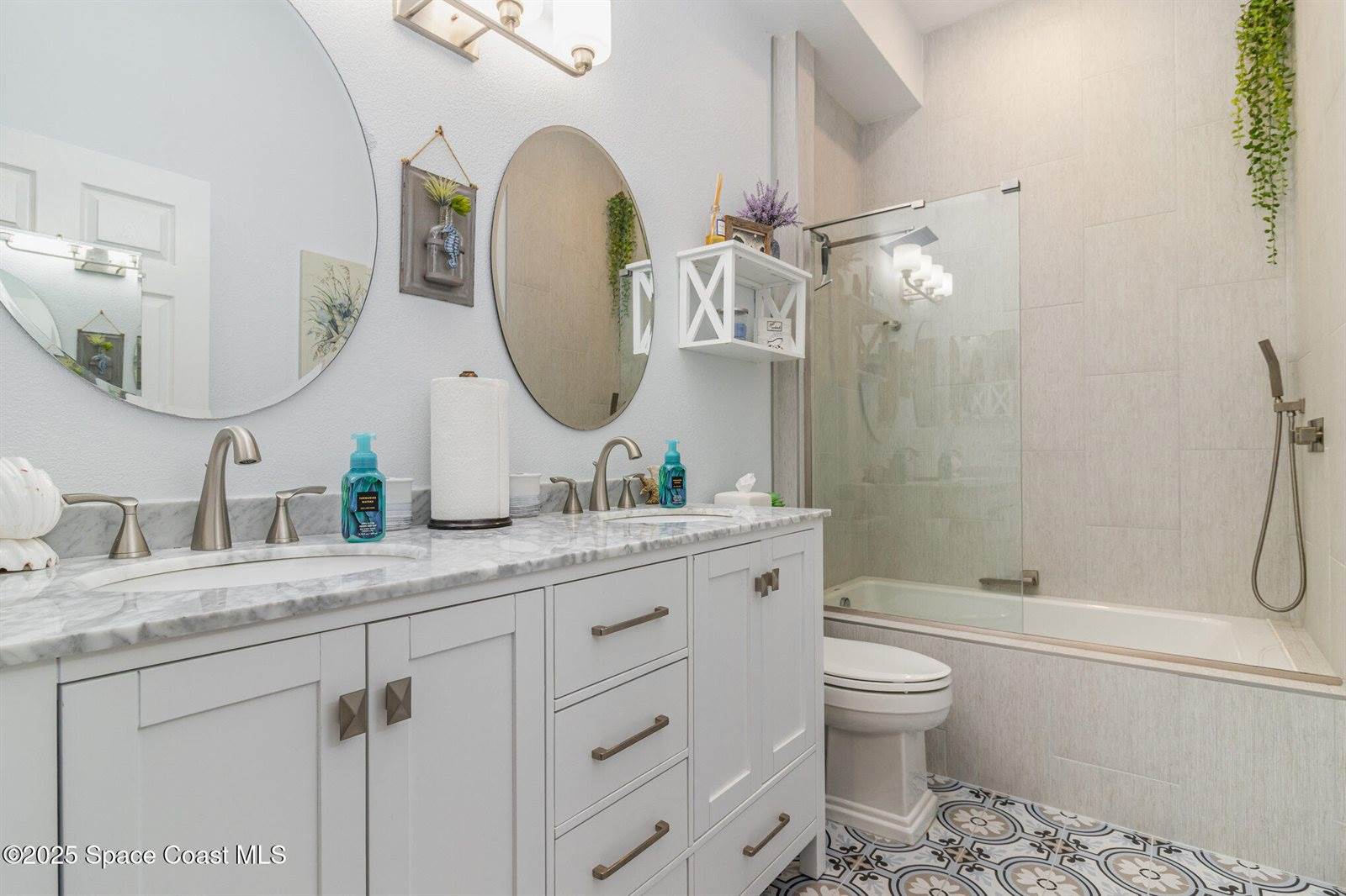 115 Island View Drive, Indian Harbour Beach, FL 32937