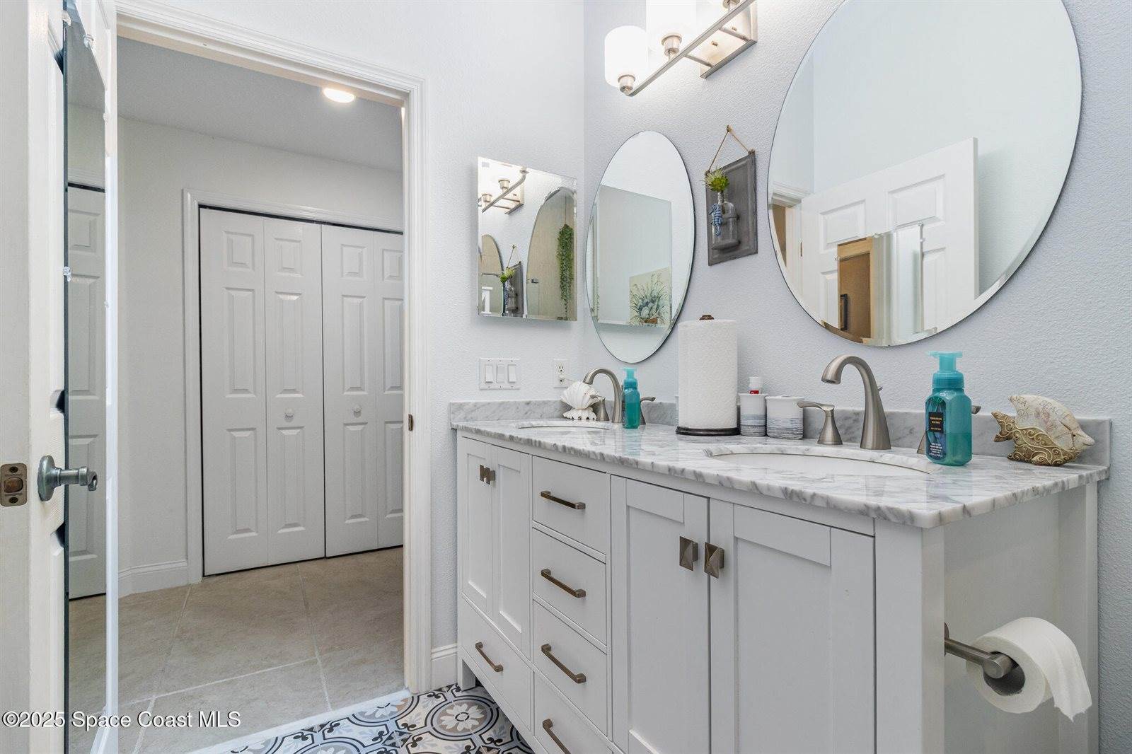 115 Island View Drive, Indian Harbour Beach, FL 32937