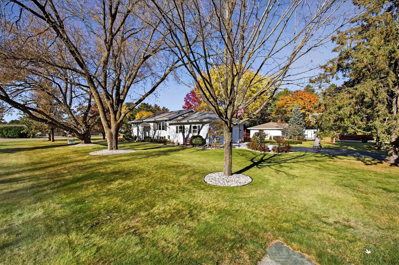 1138 Weeping Willow Circle, Wisconsin Rapids, WI 54494