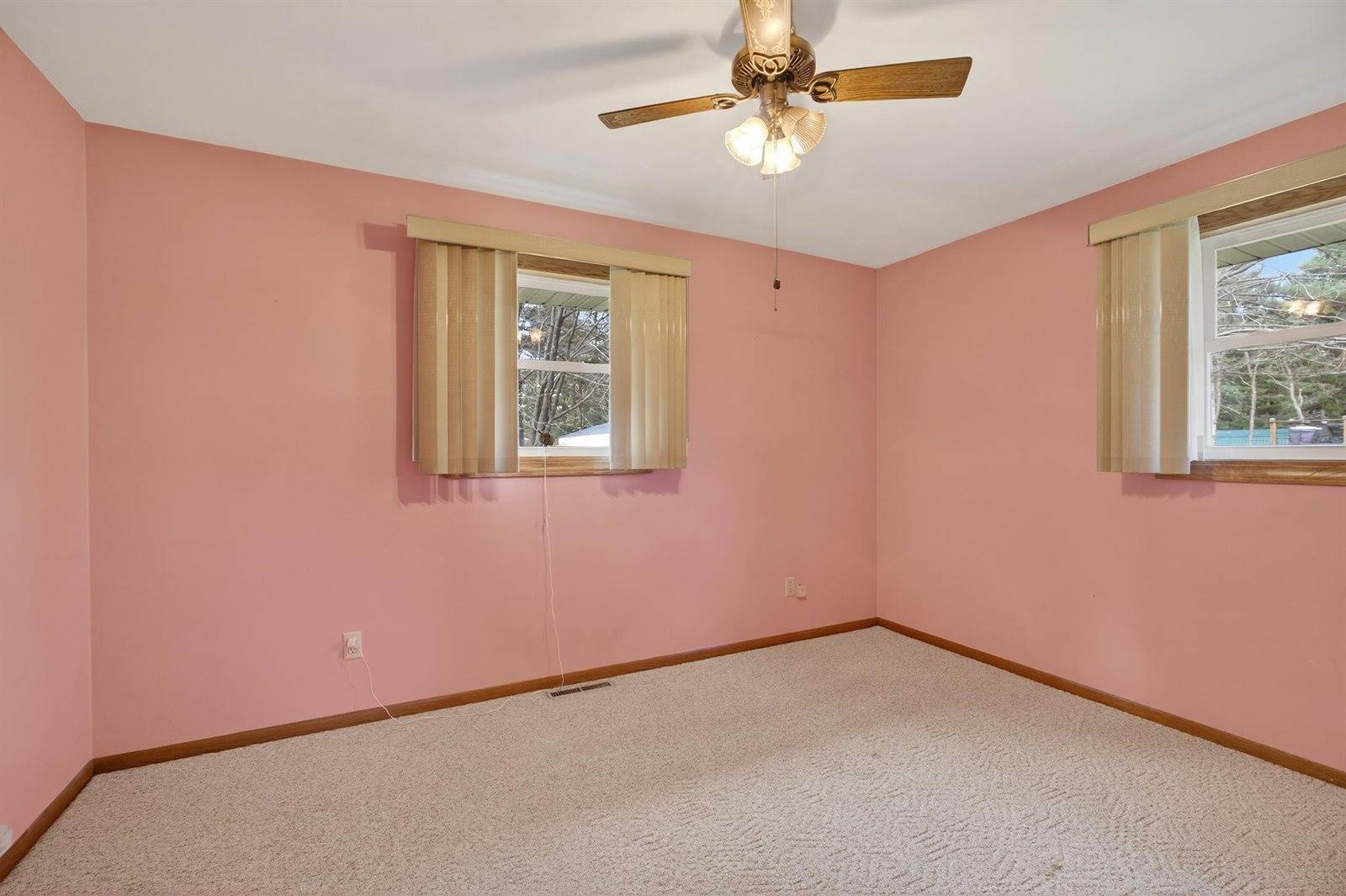 7750 Deer Lane, Wisconsin Rapids, WI 54494