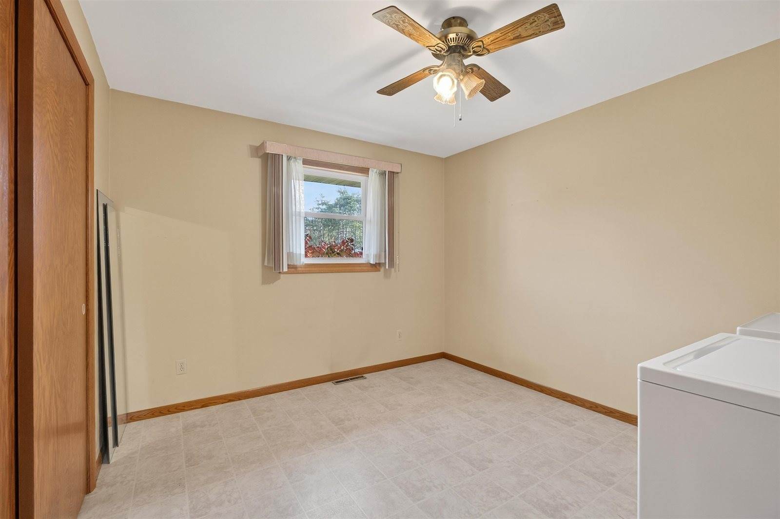 7750 Deer Lane, Wisconsin Rapids, WI 54494