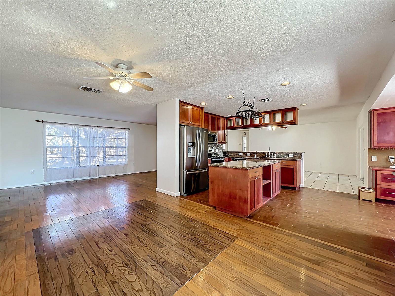 11180 113TH Avenue, Largo, FL 33778