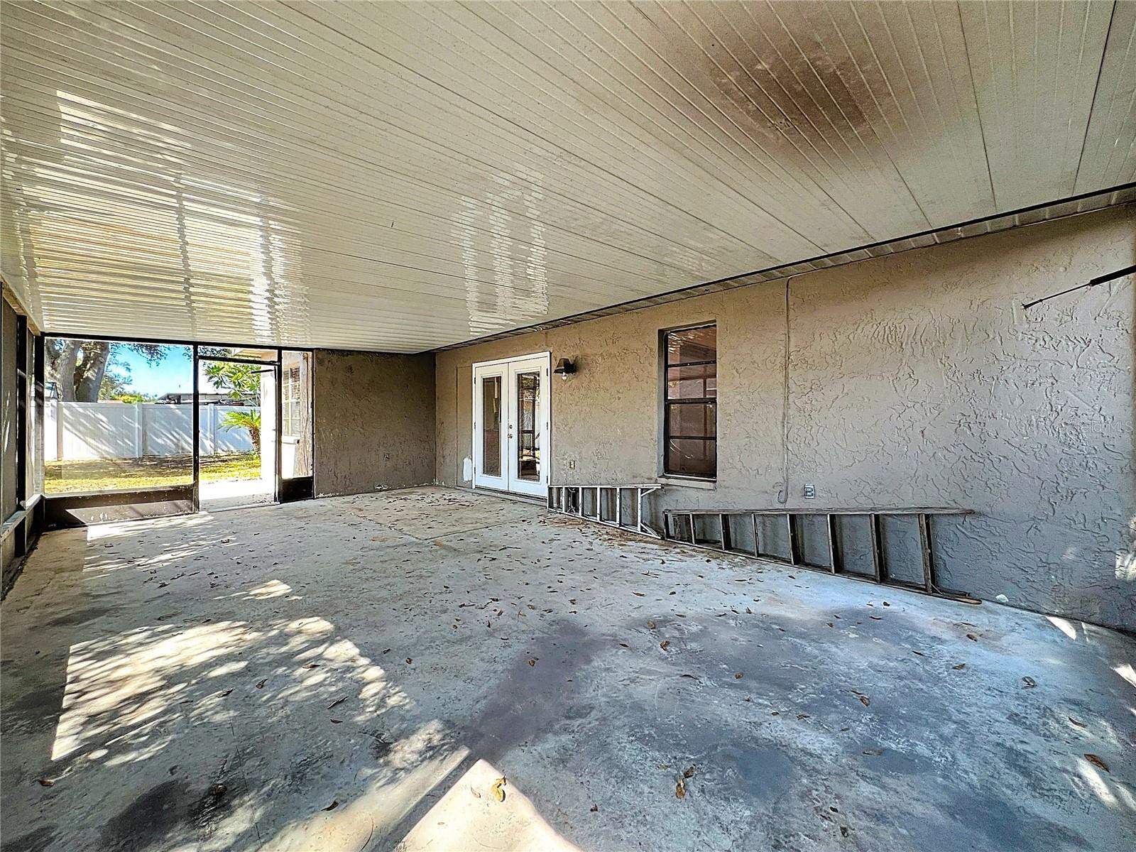 11180 113TH Avenue, Largo, FL 33778