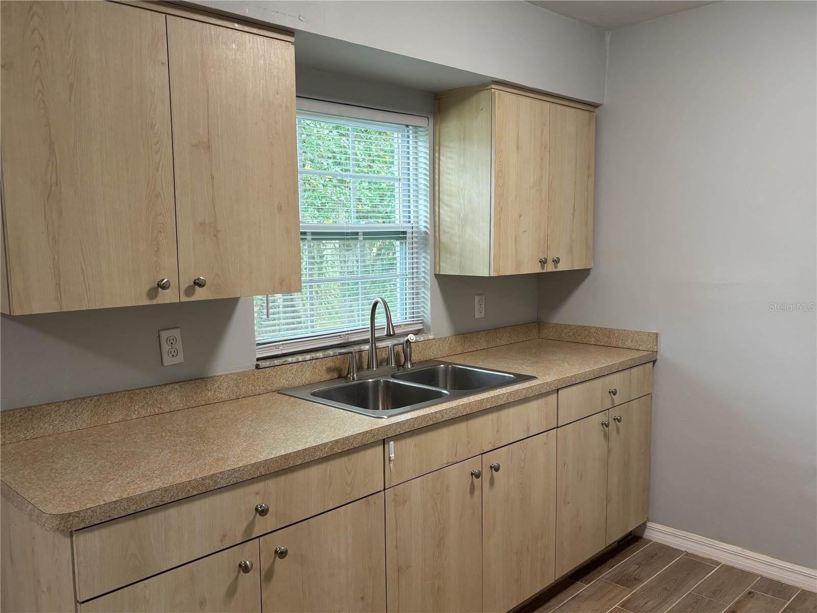 737 South Bailey Avenue, Brooksville, FL 34601