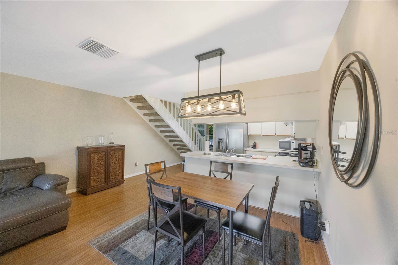 413 Somerset Lane, Palm Harbor, FL 34684