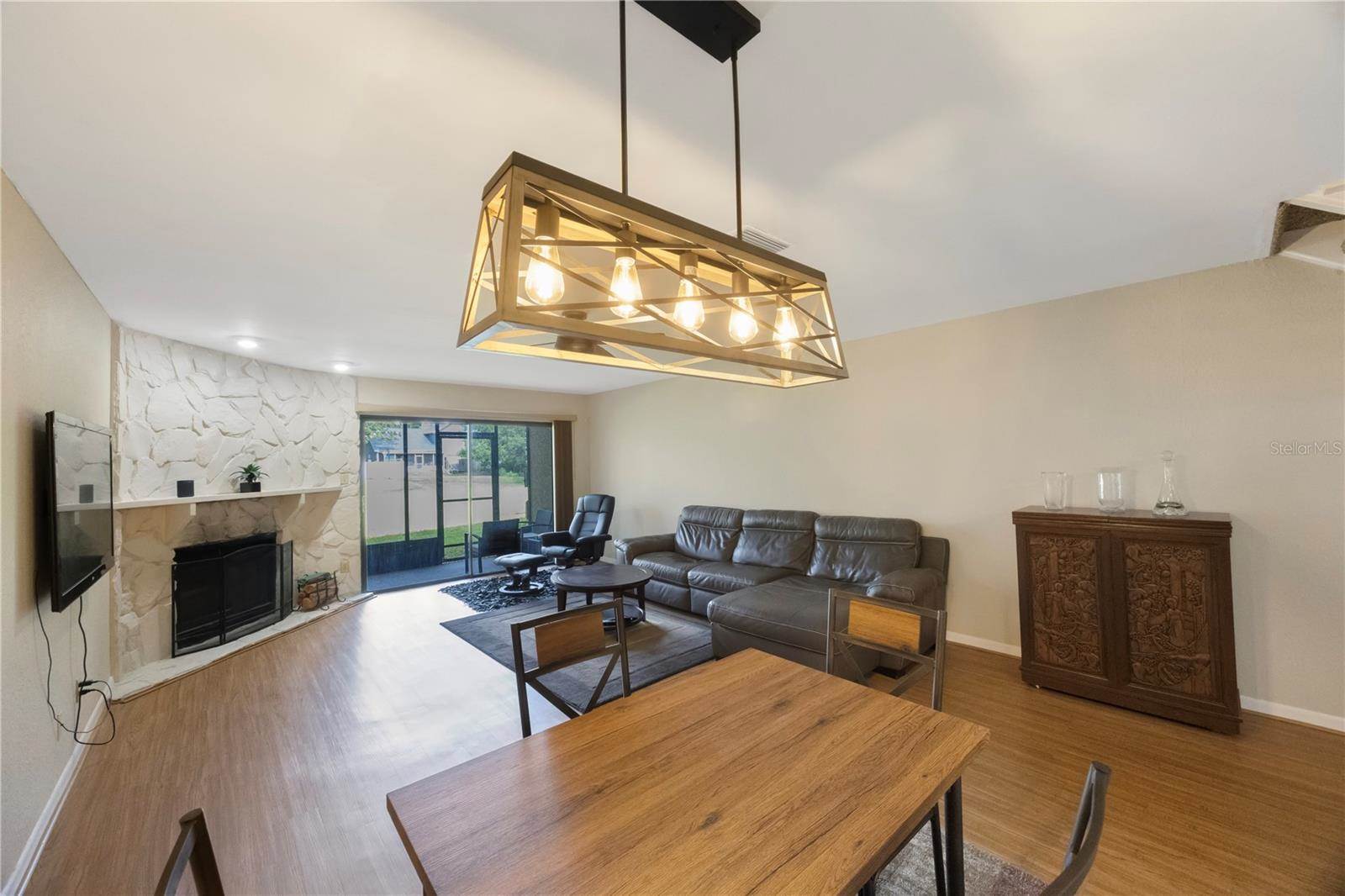 413 Somerset Lane, Palm Harbor, FL 34684