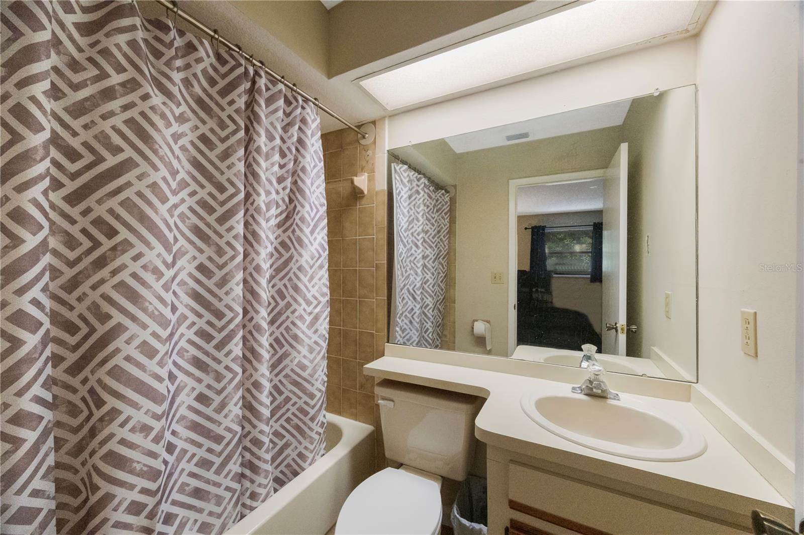 413 Somerset Lane, Palm Harbor, FL 34684