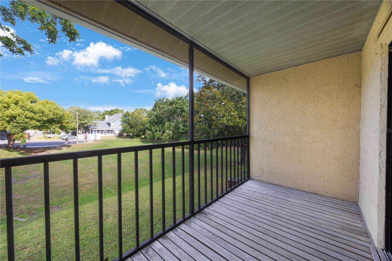 413 Somerset Lane, Palm Harbor, FL 34684