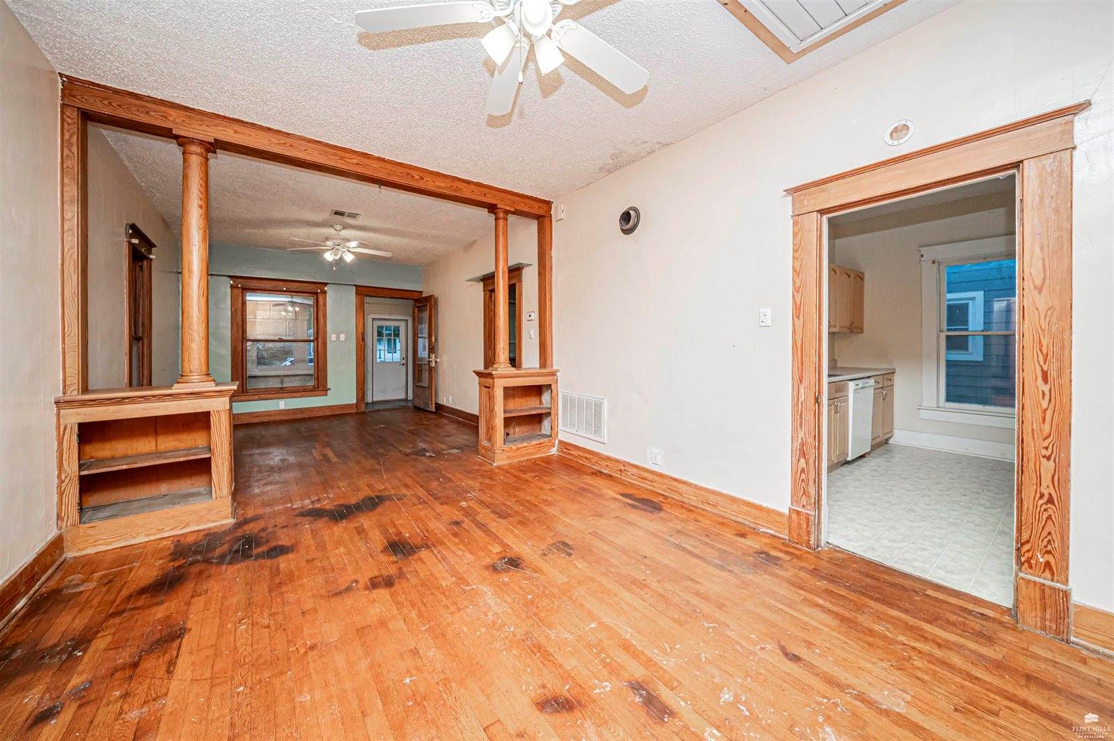 326 West 11th Street, Junction City, KS 66441