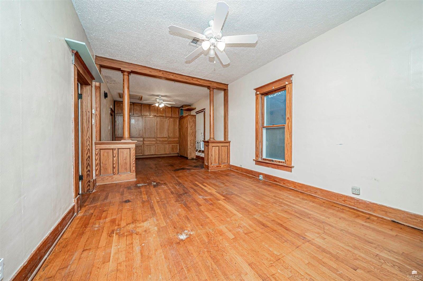 326 West 11th Street, Junction City, KS 66441