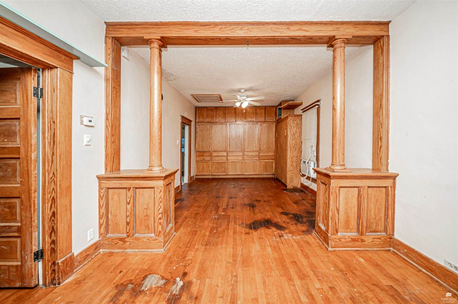 326 West 11th Street, Junction City, KS 66441