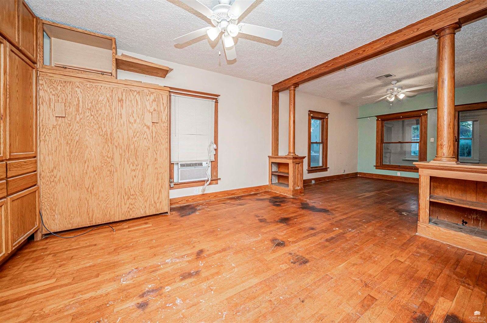 326 West 11th Street, Junction City, KS 66441